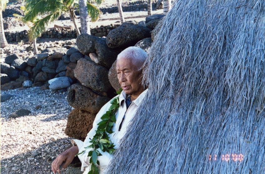 Hawaiian Healer Po‘okela Papa Henry Auwae