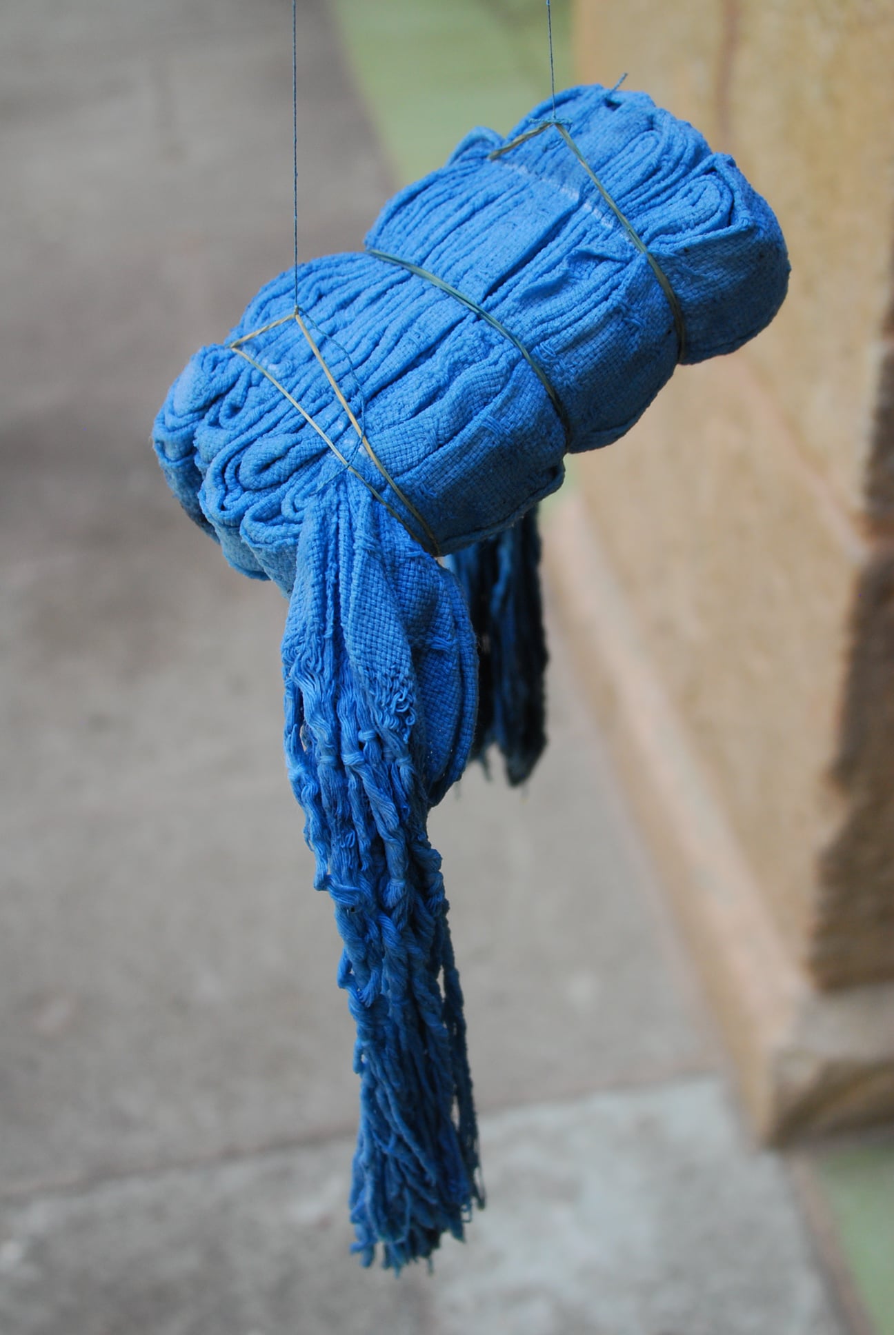 Anil-dyed fabric