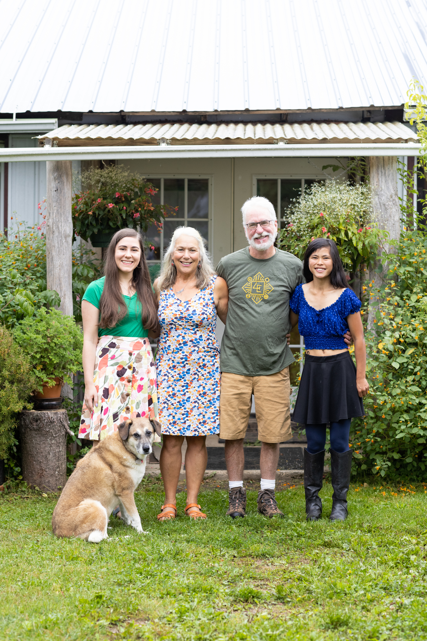 Jane Hawley Stevens with family