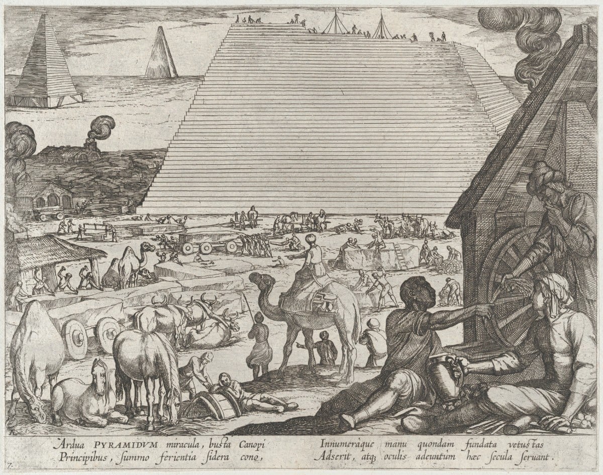 garlic building of pyramids