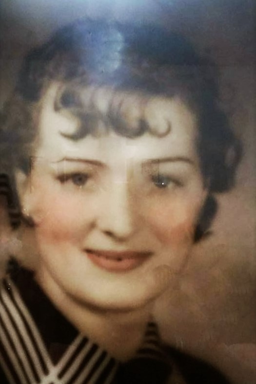 grandma-as-a-young-woman