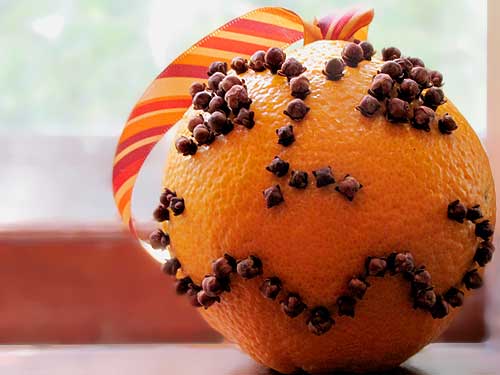 Orange_pomander-by-wendy-piersall