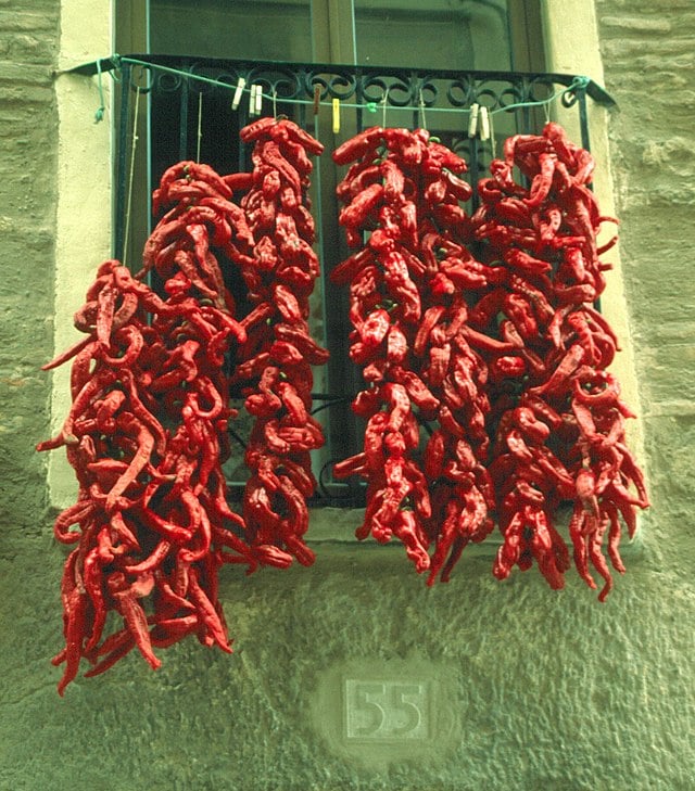 Pepper strings